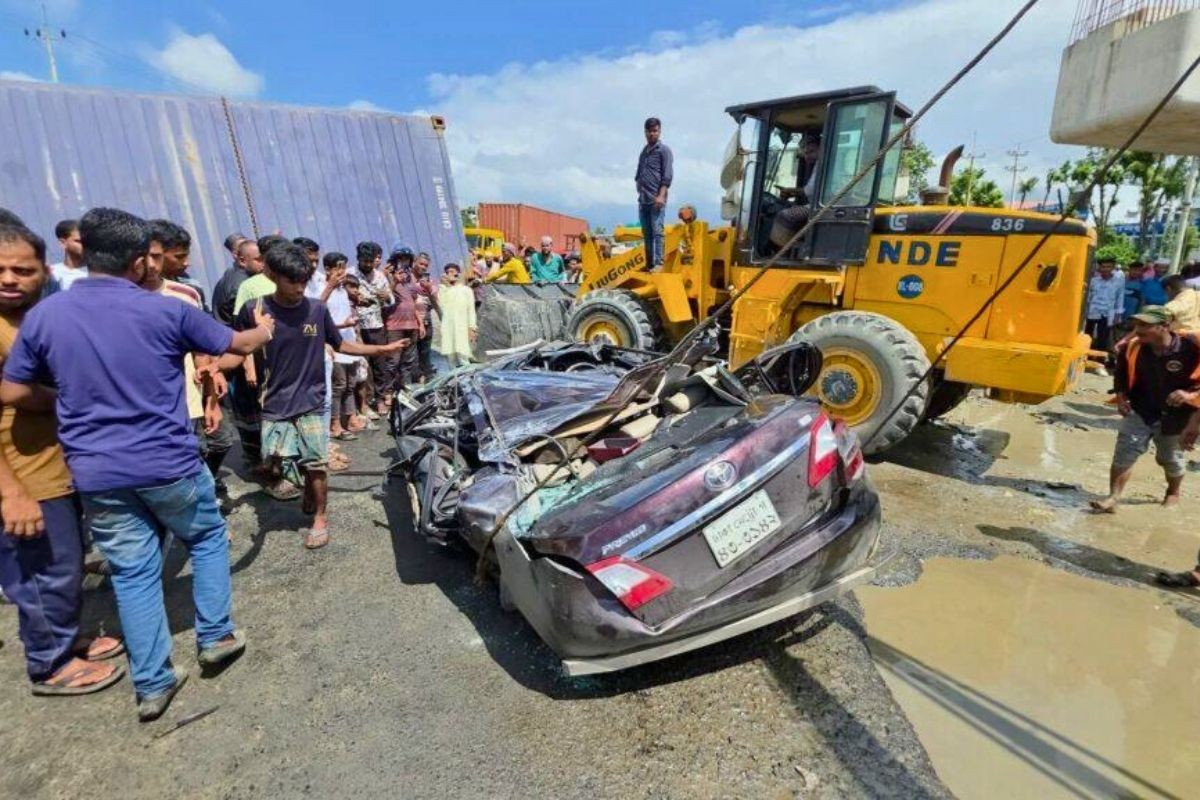 কুমিল্লায় একই পরিবারের ৪ জন নিহতের ঘটনায় মামলা, ইউটার্ন বন্ধের ঘোষণা