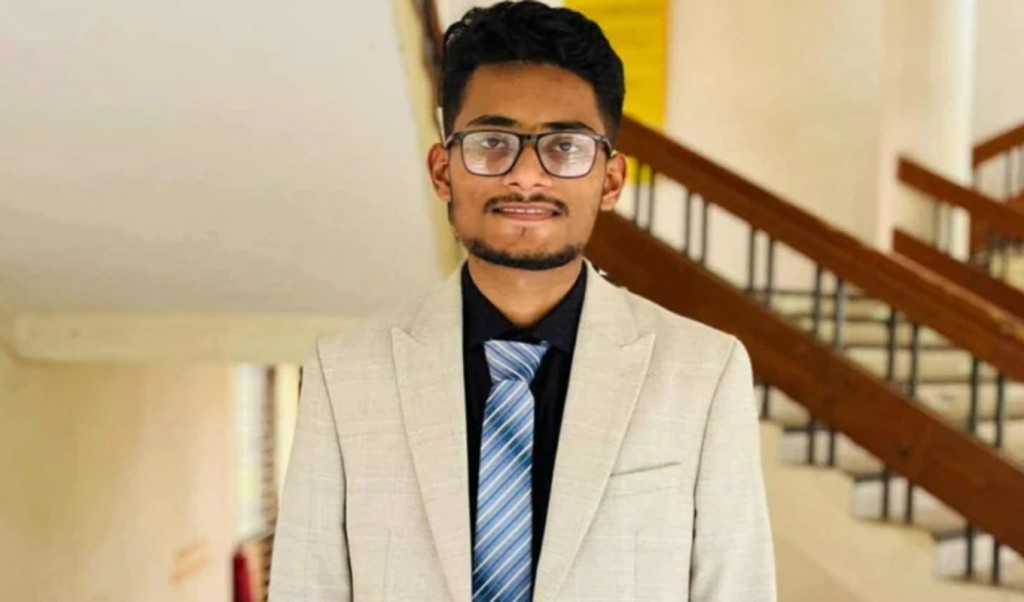কুমিল্লায় ‘সমন্বয়কের’ বিরুদ্ধে মামলা-বাণিজ্যের অভিযোগ 3 সমন্বয়ক