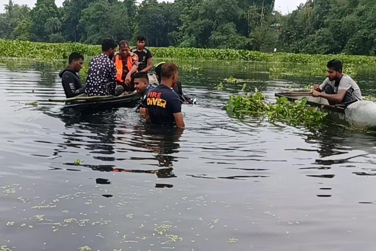 কুষ্টিয়ার নিখোঁজ কিশোরীকে ১০ দিন পর  পাওয়া গেলো গাজীপুরে সাবেক স্বামীর কাছে