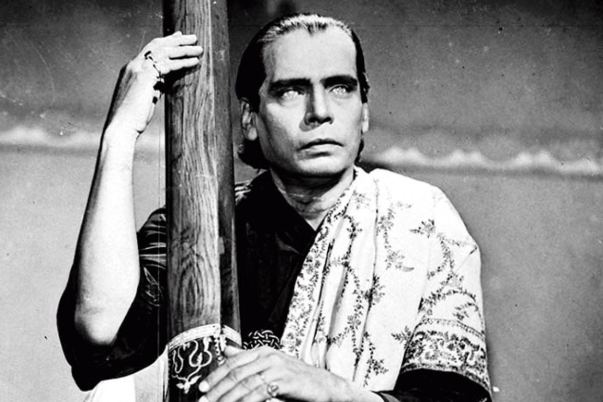 কৃষ্ণচন্দ্র দে: অন্ধত্ব যাঁর প্রতিভাকে পরাজিত করতে পারেনি