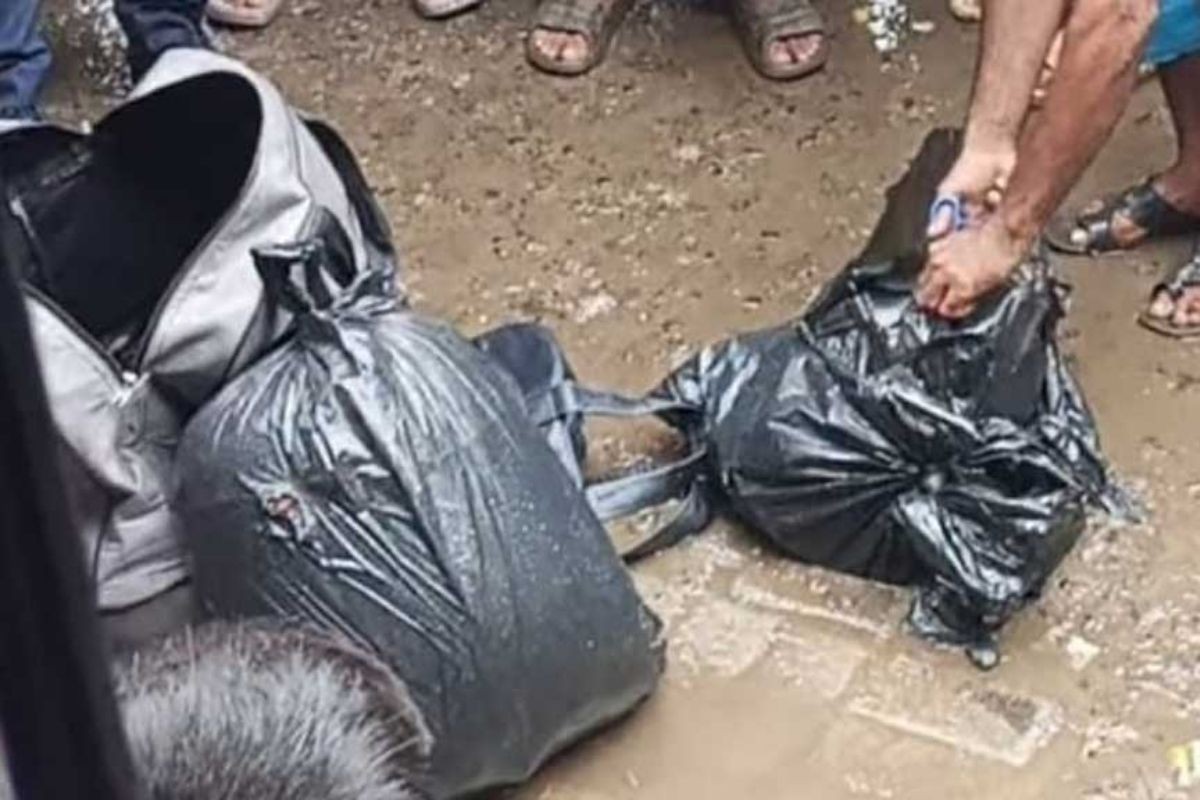 গাজীপুরে ট্রাভেল ব্যাগে মাথাবিহীন লাশ, পরিচয় মিলল যুবকের