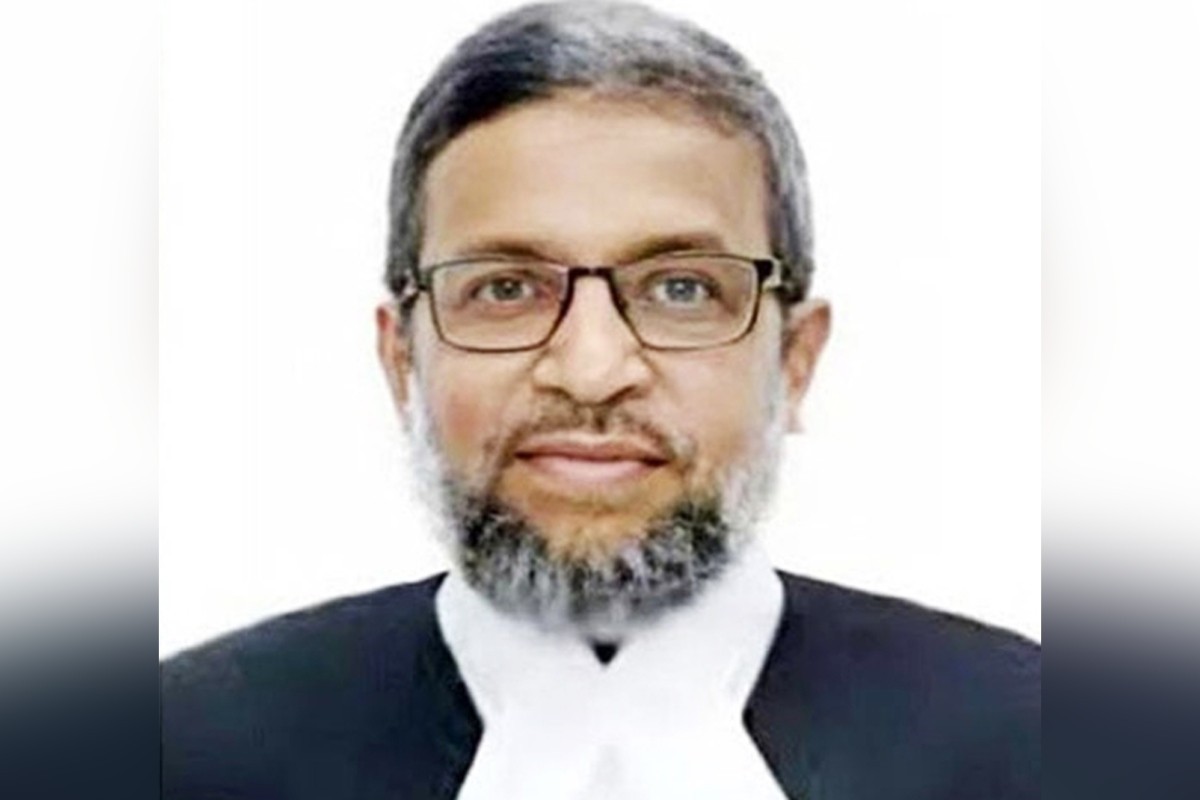 খালেদা জিয়াকে ৫ বছর সাজা দেওয়া সেই বিচারপতির পদত্যাগ