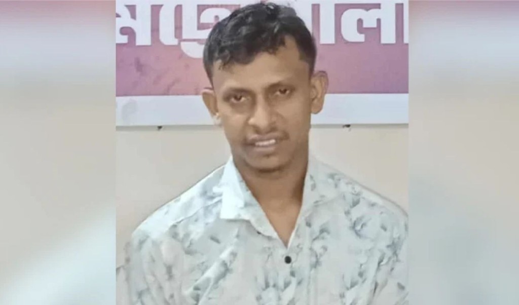 খুলনা মেডিকেলের প্রিজন সেল থেকে পালাল আসামি 4 খুলনা মেডিকেলের প্রিজন সেল থেকে পালাল আসামি 1754566165 খুলনা মেডিকেলের প্রিজন সেল থেকে পালাল আসামি