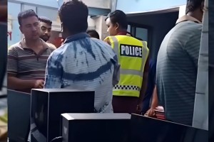 খুলনায় কৃষি ব্যাংকে ডাকাতি, ১৬ লাখ টাকা লুট