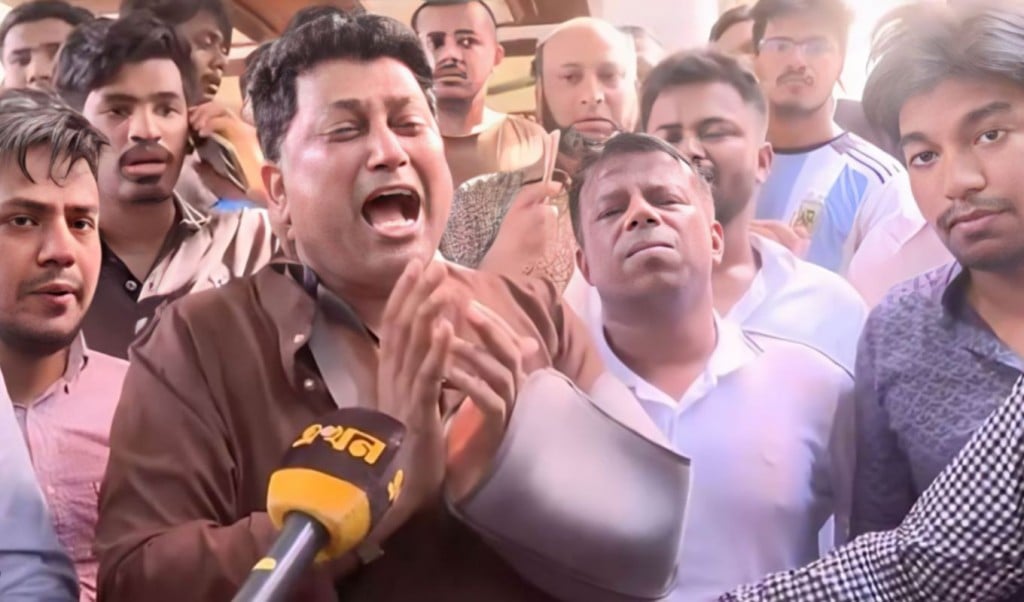 চবিতে সংঘর্ষ প্রশাসনের সহায়তা না পেয়ে ভিসির কান্না 1756646850 চবিতে সংঘর্ষ: প্রশাসনের সহায়তা না পেয়ে ভিসির কান্না