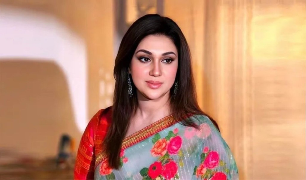 অর্থকষ্টে নিজের গয়না বিক্রি করেন অপু বিশ্বাস 4 চরম অর্থকষ্টে নিজের গয়না বিক্রি করেন অপু বিশ্বাস 1756563482 অর্থকষ্টে নিজের গয়না বিক্রি করেন অপু বিশ্বাস