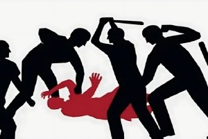 চাঁদাবাজি করতে গিয়ে গণপিটুনিতে যুবকের মৃত্যু, মিষ্টি বিতরণ