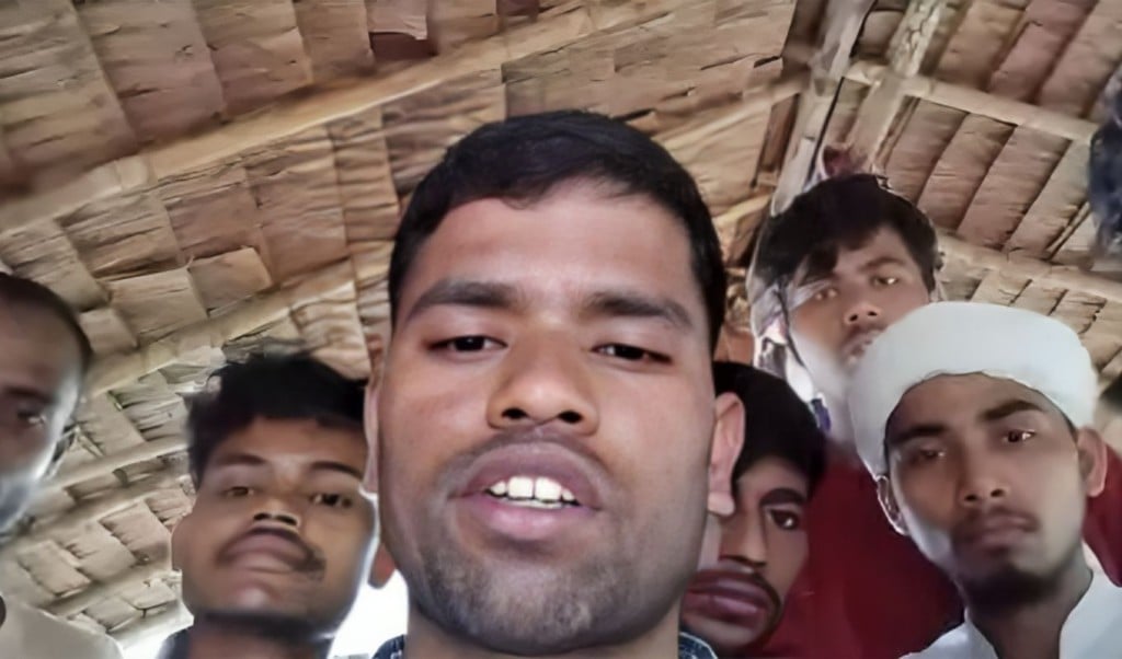 চোখ মুখ ঢেকে জাহাজে তুলে সমুদ্রে তাদের ফেলে দেয় ভারত 1756450961 চোখ-মুখ ঢেকে জাহাজে তুলে সমুদ্রে ফেলে দেওয়ার অভিযোগ ভারতের বিরুদ্ধে