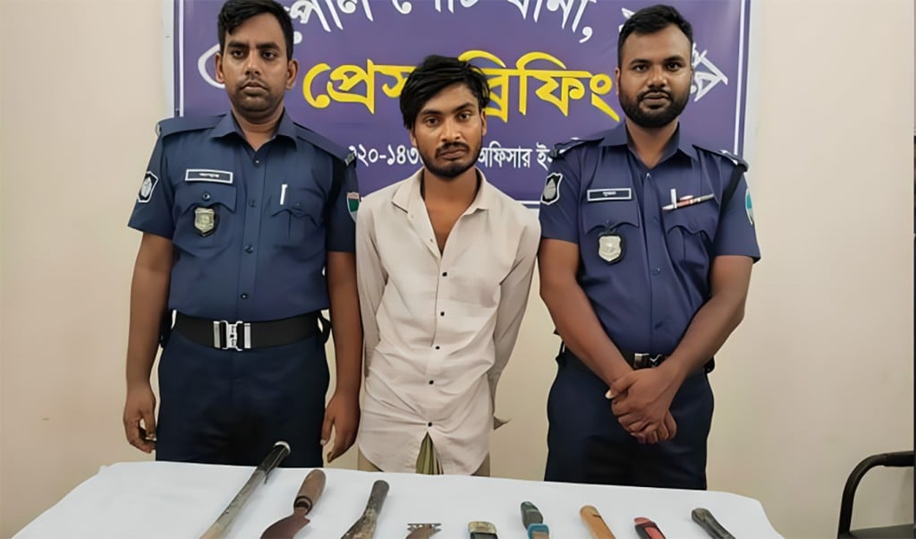 চোর 1754192269 বেনাপোল চেকপোষ্ট এলাকায় চুরি: ৪৮ ঘণ্টায় মূল অভিযুক্ত গ্রেপ্তার
