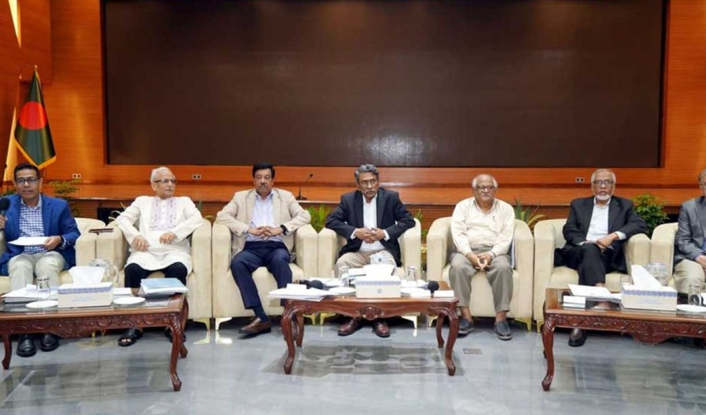 জাতীয় ঐকমত্য কমিশনের মেয়াদ বাড়লো আরও এক মাস 4 জাতীয় ঐকমত্য কমিশনের মেয়াদ বাড়লো আরও এক মাস 1754976856 জাতীয় ঐকমত্য কমিশনের মেয়াদ বাড়লো আরও এক মাস