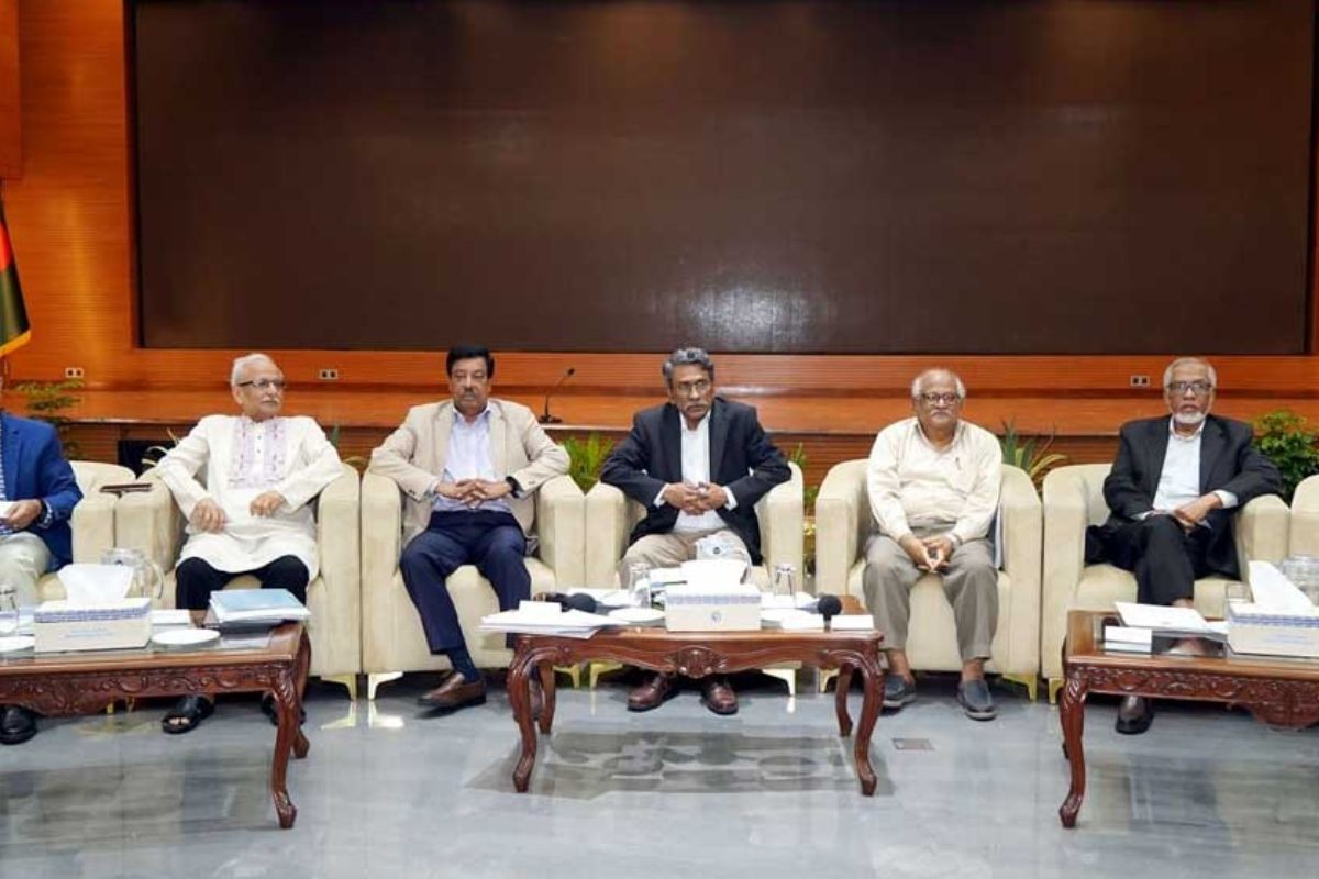 জাতীয় ঐকমত্য কমিশনের মেয়াদ বাড়লো আরও এক মাস