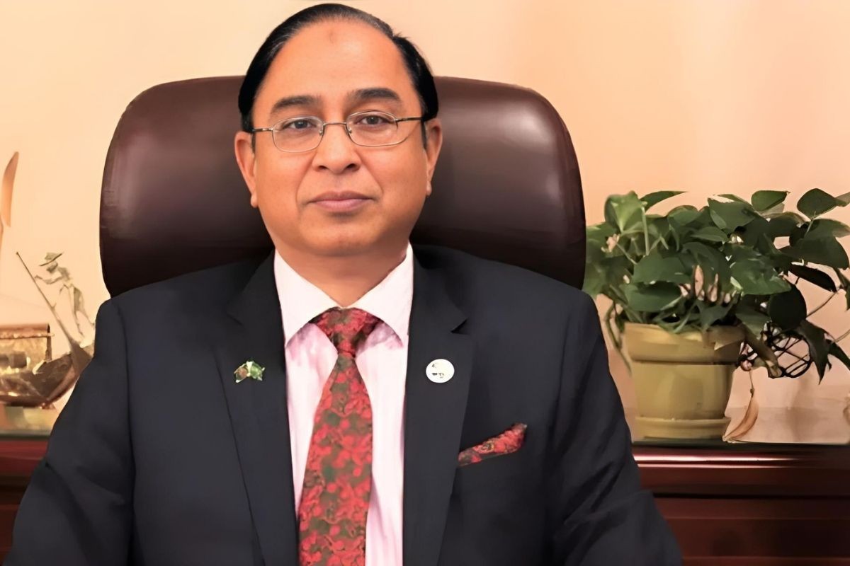 সাবেক আইজিপি জাবেদ পাটোয়ারীসহ ৫ জনের বিরুদ্ধে গ্রেপ্তারি পরোয়ানা