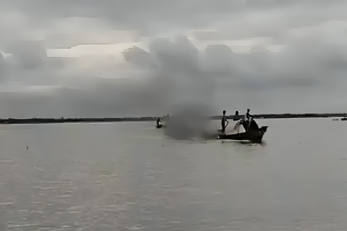 ডাকাতি করতে গিয়ে ককটেল বিস্ফোরণে ডাকাত নিহত, গ্রামবাসীর হাতে আটক