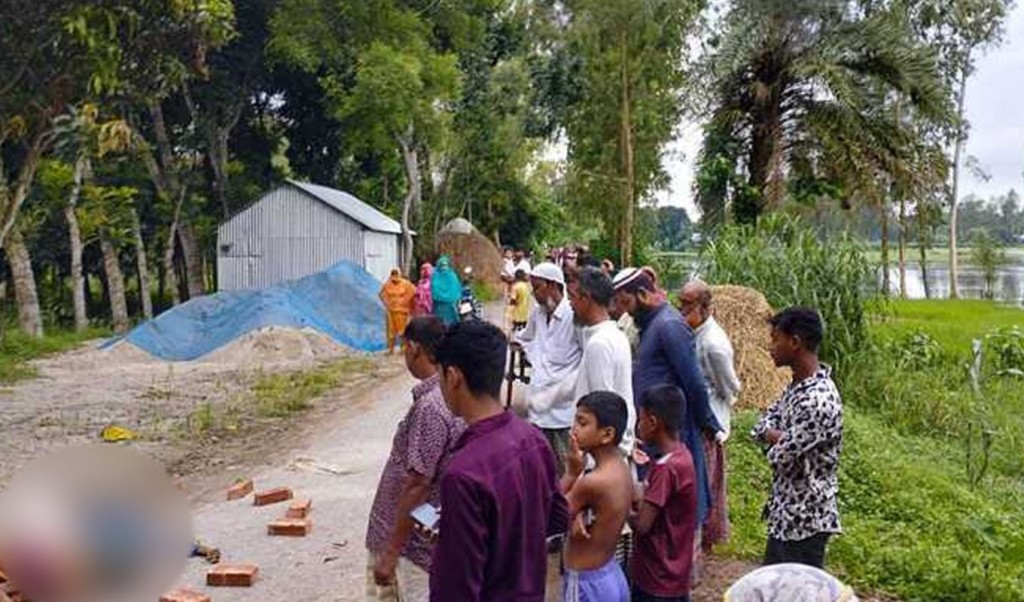 দুই ভিক্ষুকের মৃত্যু 1755501237 পাবনায় ‘গাড়ি চাপায়’ দুই ভিক্ষুক নারী নিহত