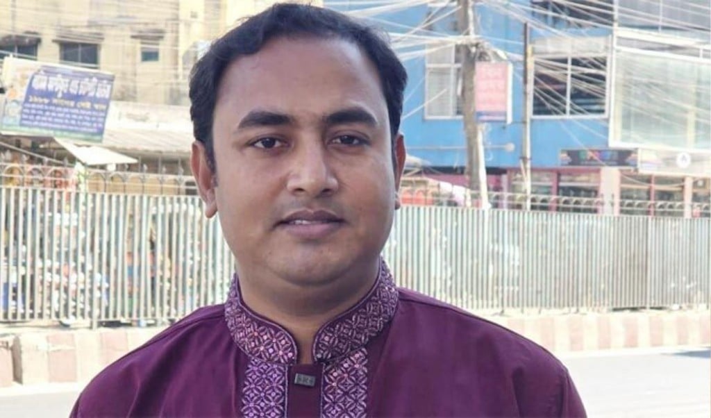 দুই সন্তানের বাবাকে আদালতে শিশু দেখিয়ে জামিন 1755174469 দুই সন্তানের বাবাকে আদালতে শিশু দেখিয়ে জামিন