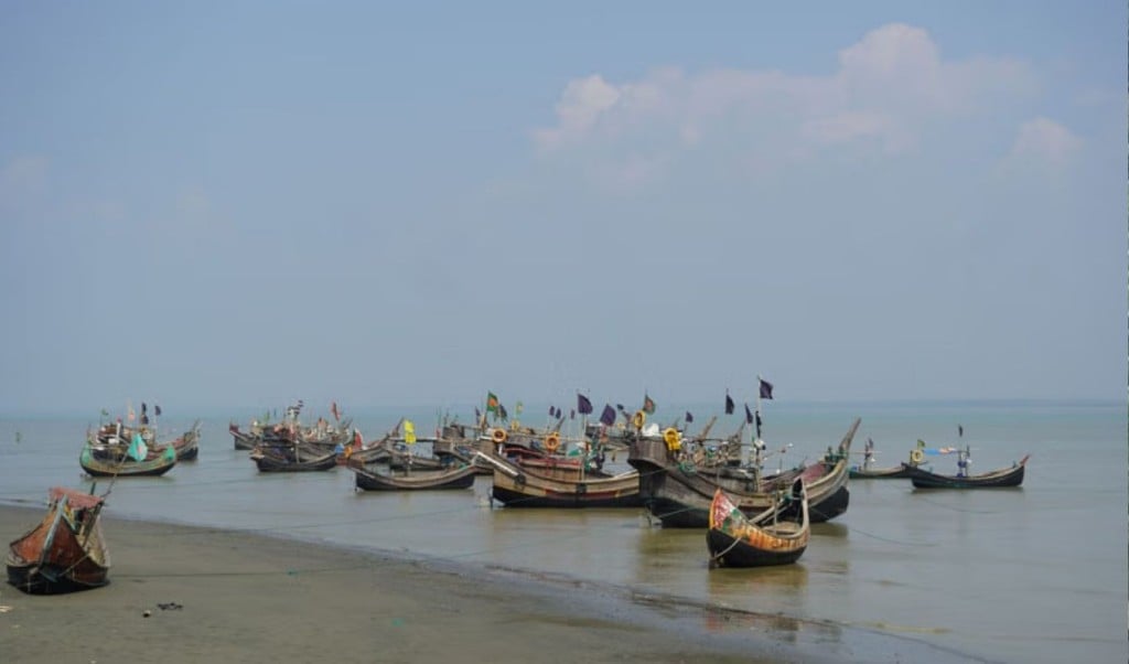 দুটি ট্রলারসহ আরও ১৪ জেলেকে ধরে নিয়ে গেল আরাকান আর্মি 1756037500 দুটি ট্রলারসহ আরও ১৪ জেলেকে ধরে নিয়ে গেল আরাকান আর্মি