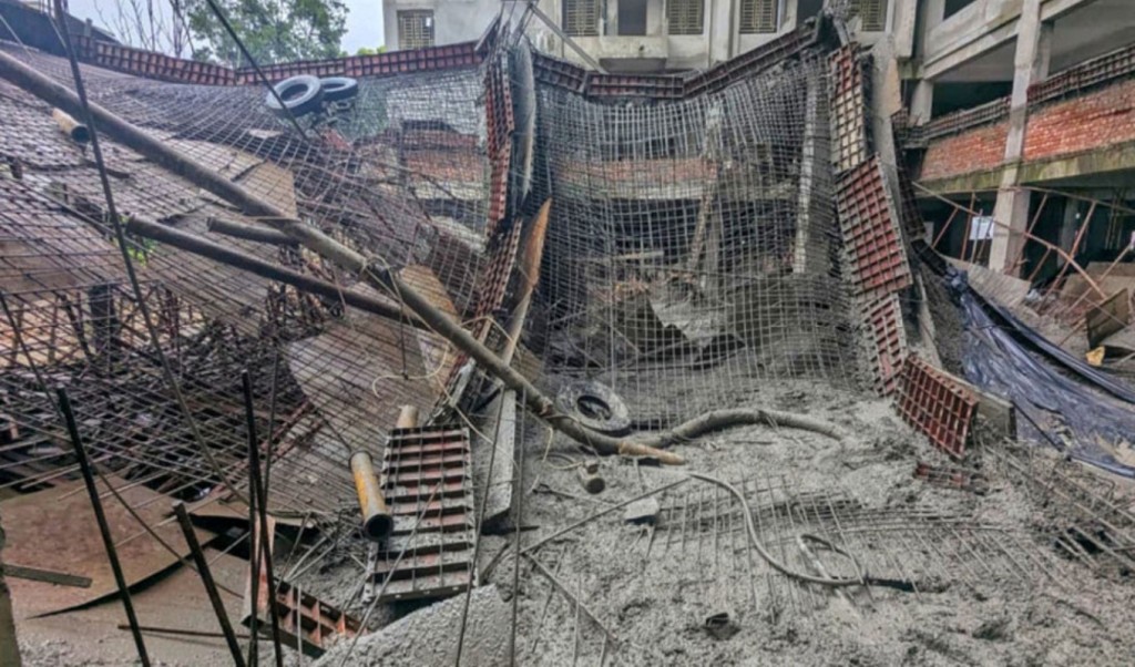 নজরুল বিশ্ববিদ্যালয়ে ছাদ ধস, তদন্তে ইউজিসির কমিটি 2 নজরুল বিশ্ববিদ্যালয়