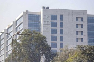 নথি গায়েবে ১৪৬ কোটি টাকার কর ফাঁকি, মামলায় ফাঁসলেন ৩ কর্মকর্তা