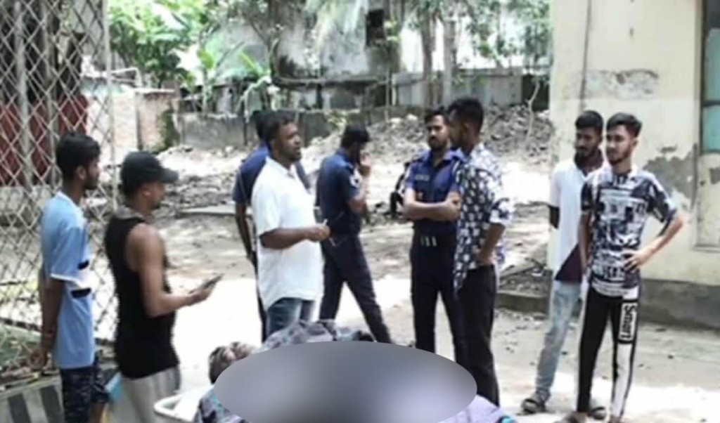 নিজেদের ককটেলেই প্রাণ গেল ডাকাতের 5 নিজেদের ককটেলেই প্রাণ গেল ডাকাতের 1755338196 নিজেদের ককটেলেই প্রাণ গেল ডাকাতের