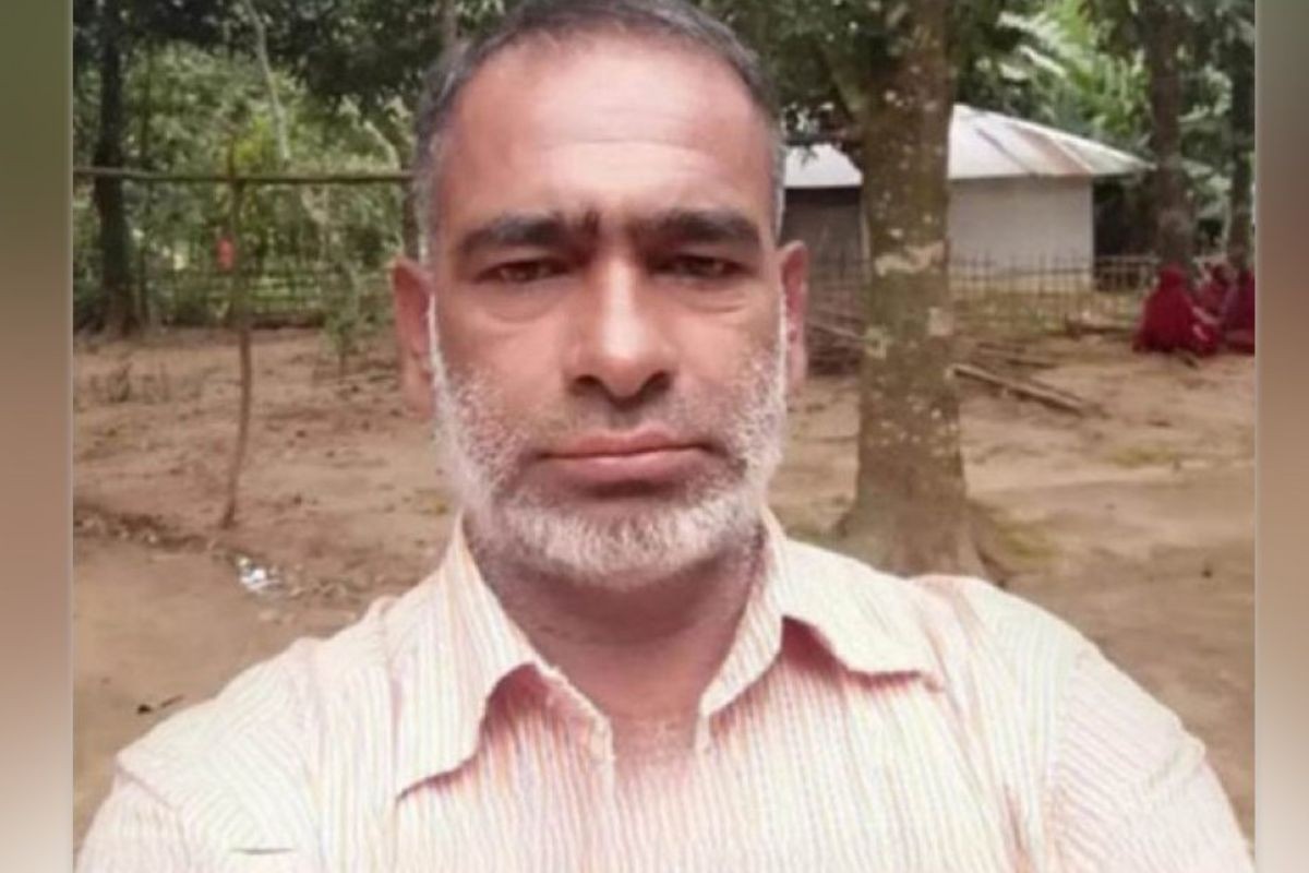 ‘তান্ত্রিক শক্তিতে’ পরিবারের ক্ষতি করায় কবিরাজকে গলা কেটে হত্যা