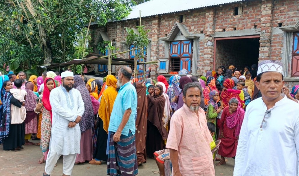 নীলফামারীতে তিস্তা ক্যানেলে গোসল করতে গিয়ে দুই শিশুর মৃত্যু 4 নীলফামারীতে তিস্তা ক্যানেলে গোসল করতে গিয়ে দুই শিশুর মৃত্যু 1755867961 নীলফামারীতে তিস্তা ক্যানেলে গোসল করতে গিয়ে দুই শিশুর মৃত্যু