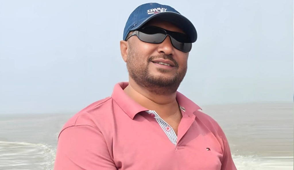 নোয়াখালীতে সহকারী শিক্ষিকার সঙ্গে প্রধান শিক্ষকের আপত্তিকর ভিডিও ফাঁস 1755849869 নোয়াখালীতে সহকারী শিক্ষিকার সঙ্গে প্রধান শিক্ষকের আপত্তিকর ভিডিও ফাঁস