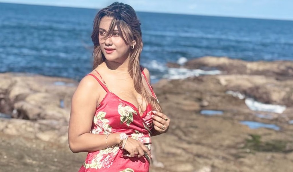 পর্দায় না থাকলেও সামাজিক যোগাযোগমাধ্যমে সরব ববি 3 পর্দায় না থাকলেও সামাজিক যোগাযোগমাধ্যমে সরব ববি 1754284269 পর্দায় না থাকলেও সামাজিক যোগাযোগমাধ্যমে সরব ববি