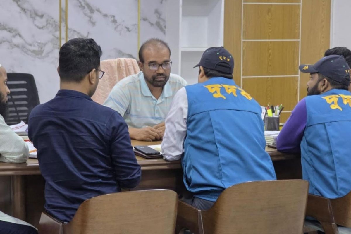 ফেনীতে বারবার বাঁধ ভেঙে বন্যা, পাউবোতে দুদকের অভিযান