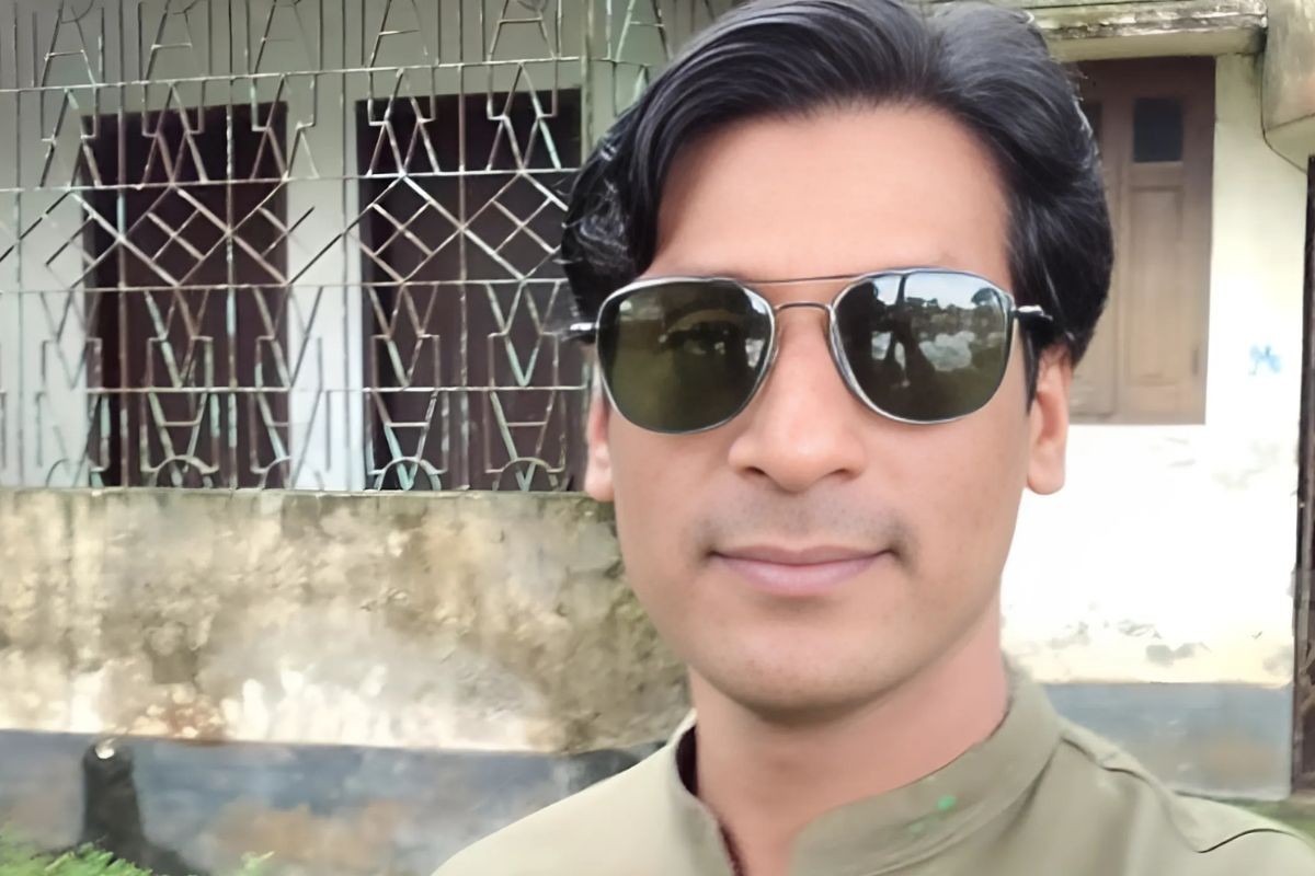 পাঙাশ মাছ ছিনতাইয়ের অভিযোগে সাবেক এমপির ছেলে আটক