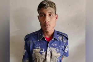পুলিশের পোশাক পরে চাঁদা আদায় করতে গিয়ে ধরা, অতঃপর…