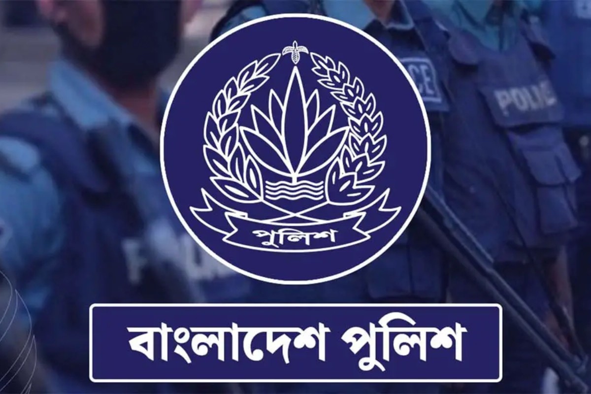 পুলিশের ৪০ কর্মকর্তার পদক প্রত্যাহার করল সরকার