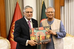 প্রধান উপদেষ্টার সঙ্গে পাকিস্তানের পররাষ্ট্রমন্ত্রীর সাক্ষাৎ