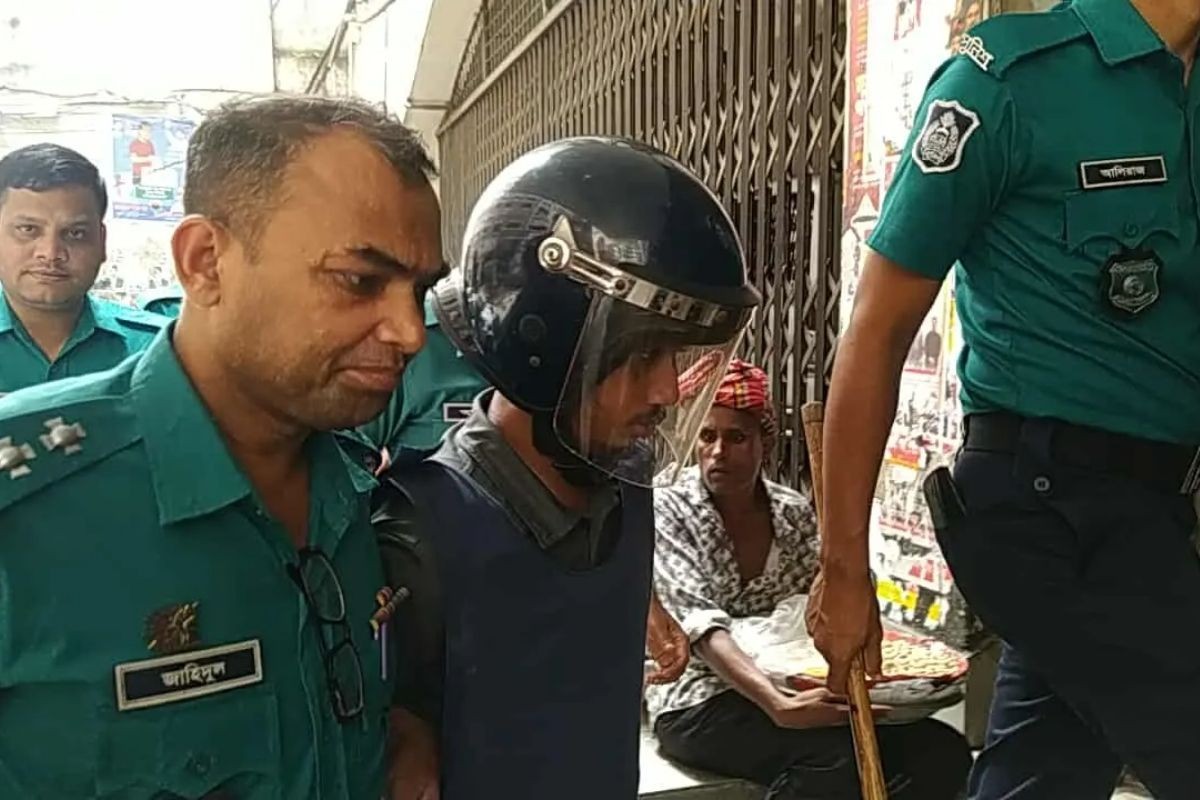 প্রাইভেটকারে চড়ে আদালতে সেই অপু, ৪ দিনের রিমান্ড