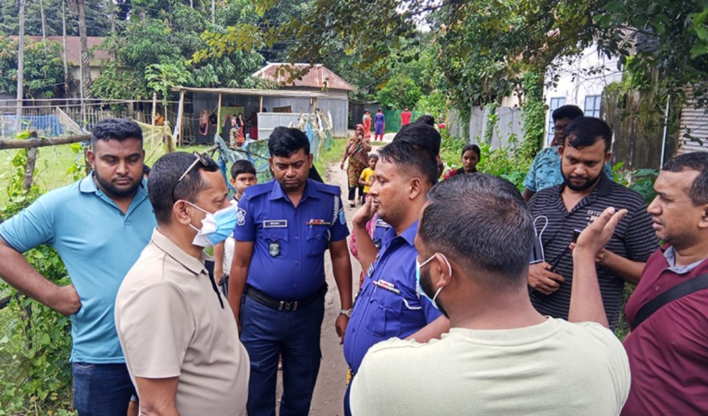 ফরিদপুরে ভাড়াবাসা থেকে স্ত্রীর মরদেহ উদ্ধার, স্বামী পলাতক 3 ফরিদপুরে ভাড়াবাসা থেকে স্ত্রীর মরদেহ উদ্ধার স্বামী পলাতক 1754748540 ফরিদপুরে ভাড়াবাসা থেকে স্ত্রীর মরদেহ উদ্ধার, স্বামী পলাতক