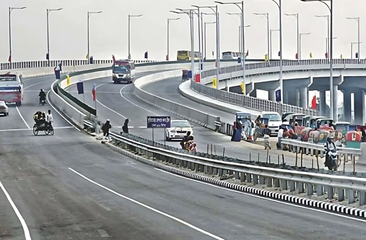 ফের মাওয়া এক্সপ্রেসওয়েতে সড়ক দুর্ঘটনায় প্রাণ গেলো তিন মোটরসাইকেল আরোহীর