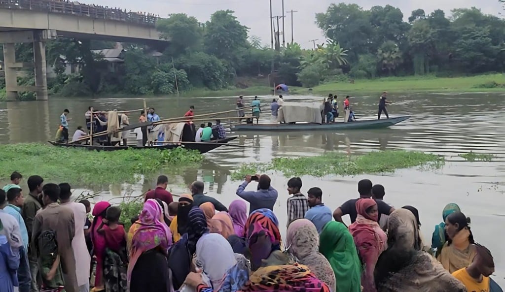 ফেসবুকে স্ট্যাটাস দিয়ে নদীতে ঝাঁপ কলেজছাত্রীর আত্মহত্যা 1755140980 ফেসবুকে স্ট্যাটাসের পর নদীতে ঝাঁপ দিয়ে কলেজছাত্রীর আত্মহত্যা