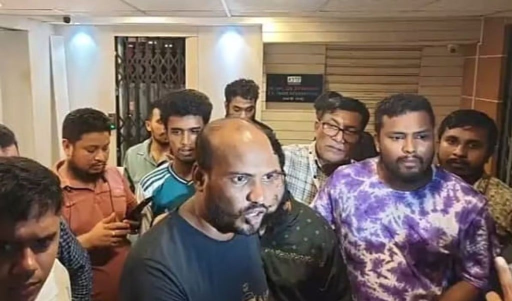 ফ্লাইট এক্সপার্টের বিরুদ্ধে কোটি কোটি টাকা আত্মসাতের অভিযোগে 1754214261 ফ্লাইট এক্সপার্টের বিরুদ্ধে কোটি কোটি টাকা আত্মসাতের অভিযোগে মামলা, তিন কর্মকর্তা গ্রেপ্তার