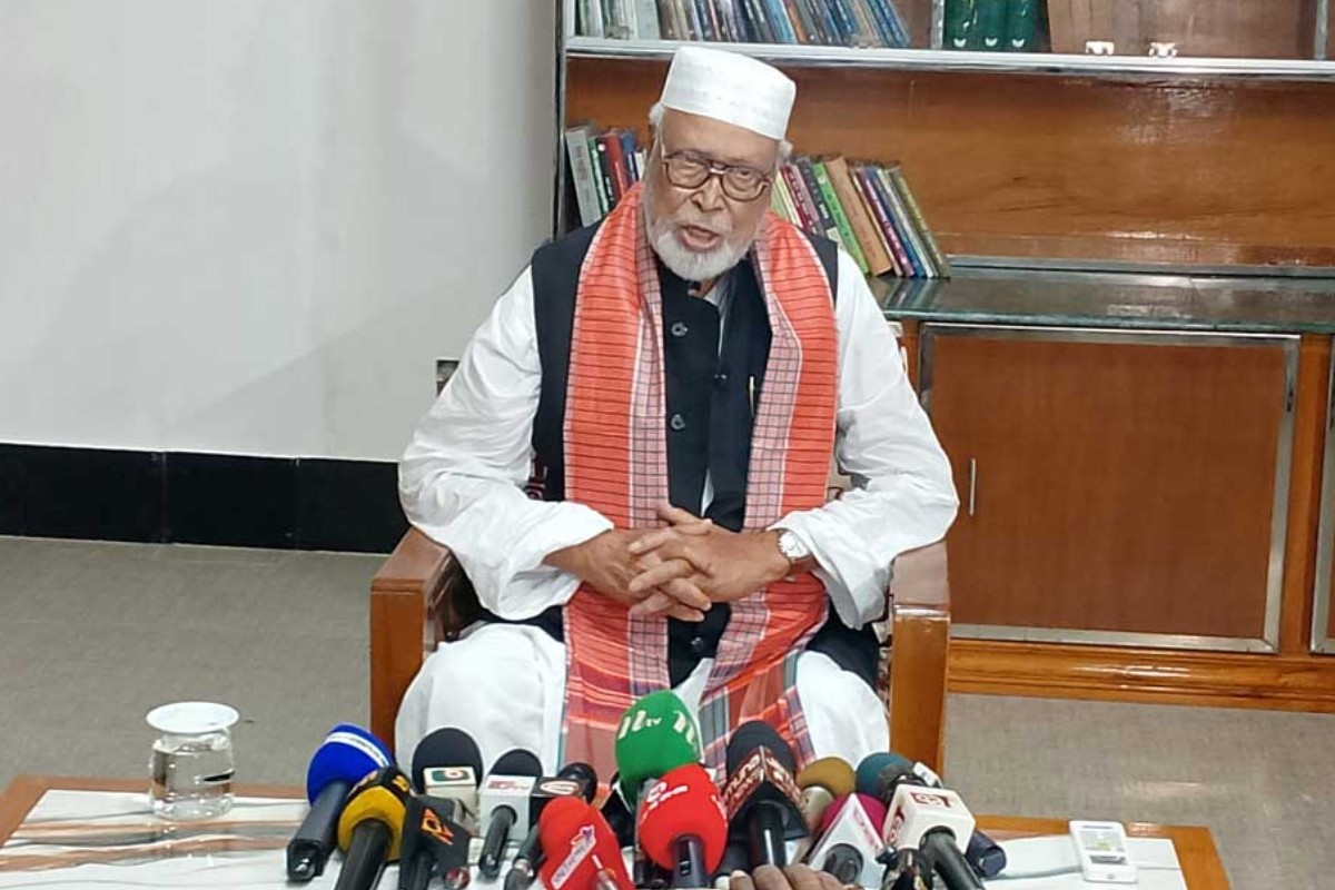 বড় ভাইসহ ডিবি হেফাজতে থাকা সকলের সসম্মানে মুক্তি দাবি করছি: কাদের সিদ্দিকী