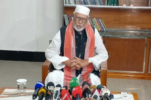 বড় ভাইসহ ডিবি হেফাজতে থাকা সকলের সসম্মানে মুক্তি দাবি করছি: কাদের সিদ্দিকী