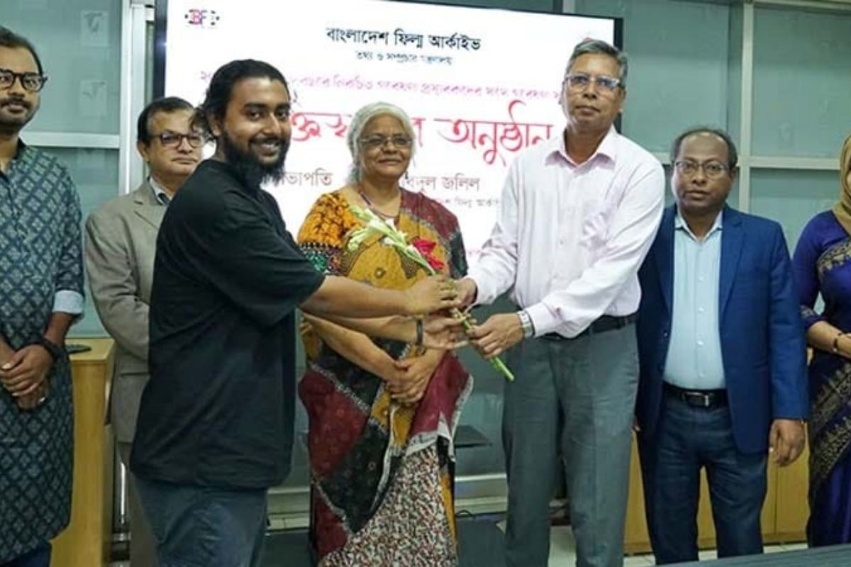 বাংলাদেশ ফিল্ম আর্কাইভের গবেষণা ফেলো হলেন অভীক তালুকদার