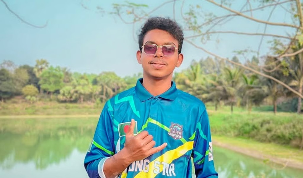বাড়ি থেকে বের হয়ে আর ফেরেননি, পরদিন গাছে ঝুলন্ত অবস্থায় তরুণের লাশ 4 বাড়ি থেকে বের হয়ে আর ফেরেননি পরদিন গাছে ঝুলন্ত অবস্থায় তরুণের লাশ 1754910032 বাড়ি থেকে বের হয়ে আর ফেরেননি, পরদিন গাছে ঝুলন্ত অবস্থায় তরুণের লাশ