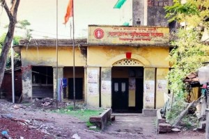 কমিটিতে আওয়ামী লীগের লোকজন: বাধায় পণ্ড মুক্তিযোদ্ধা সংসদের পরিচিতি সভা