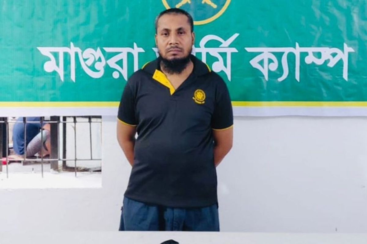 বিদেশি রিভলবারসহ হরকাতুল জিহাদের সদস্য আটক