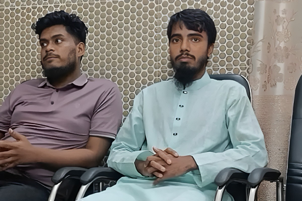 আ.লীগ ঠিকাদারের বিল তুলতে গিয়ে দুই সমন্বয়ক আটক, লিখিত অঙ্গীকার দিয়ে মুক্তি