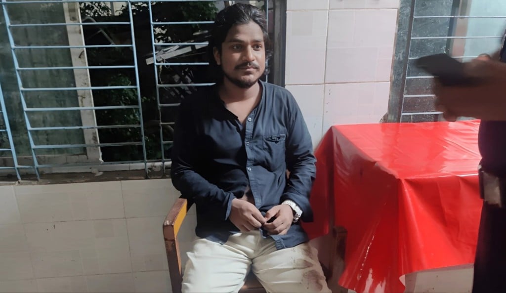 বৈছাআ সদস্য পরিচয়ে চাঁদা দাবি ছিনতাইয়ের অভিযোগে যুবক আটক 1754019684 বৈছাআ সদস্য পরিচয়ে চাঁদা দাবি-ছিনতাইয়ের অভিযোগে যুবক আটক