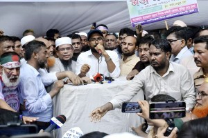 জাতীয়করণ আন্দোলন: শিক্ষা উপদেষ্টার সঙ্গে বৈঠকে ১০ শিক্ষক নেতা