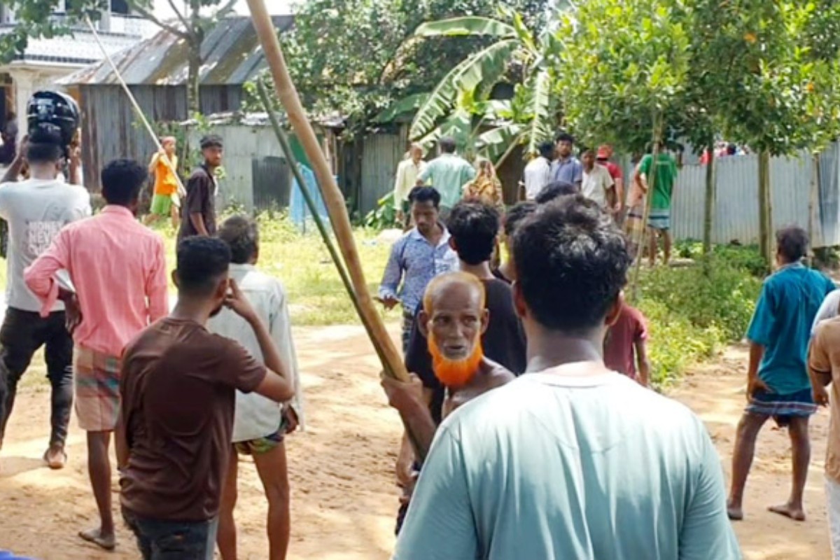 ব্রাহ্মণবাড়িয়ায় ফেসবুকে কমেন্ট করা নিয়ে দু’পক্ষের সংঘর্ষ, আহত অর্ধশতাধিক