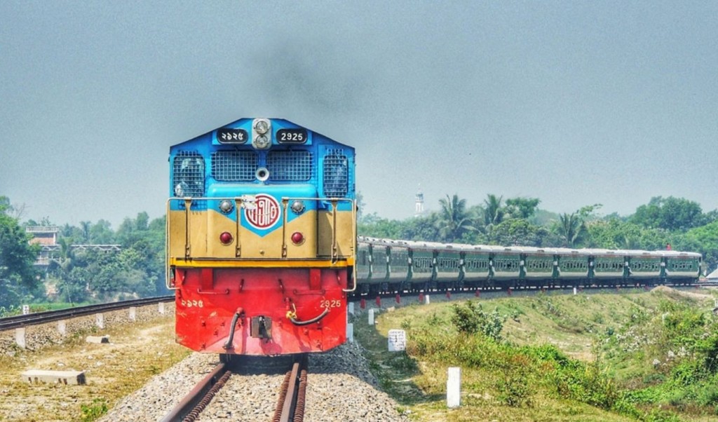 ভাঙ্গা থেকে ১৭ জন যাত্রী নিয়ে ছেড়েছে জুলাইয়ের ‘বিশেষ ট্রেন’ 3 ভাঙ্গা থেকে ১৭ জন যাত্রী নিয়ে ছেড়েছে জুলাইয়ের ‘বিশেষ ট্রেন 1754399865 ভাঙ্গা থেকে ১৭ জন যাত্রী নিয়ে ছেড়েছে জুলাইয়ের ‘বিশেষ ট্রেন’