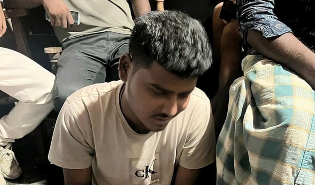 ভূয়া সরকারী চাকরীজীবি সেজে সুন্দরী মেয়েকে বিয়ে করলেন তরুণ 1755850693 এনএসআই সেজে সুন্দরী মেয়েকে বিয়ে, গ্রেপ্তার তরুণ