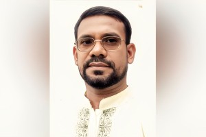 মহিলাবিষয়ক কর্মকর্তার কক্ষে ইউপি চেয়ারম্যানকে লাঞ্ছিত করলেন গণঅধিকার নেতা